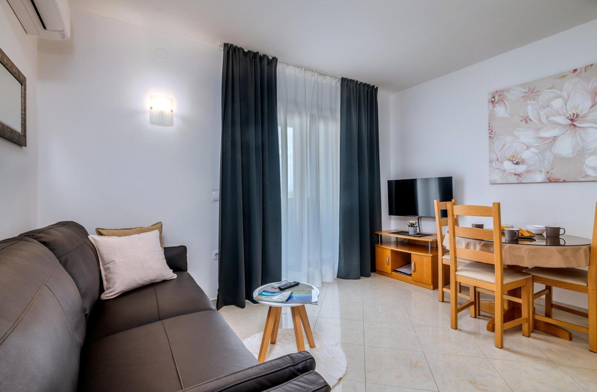 Apartments Kvarner Malinska Eksteriør billede