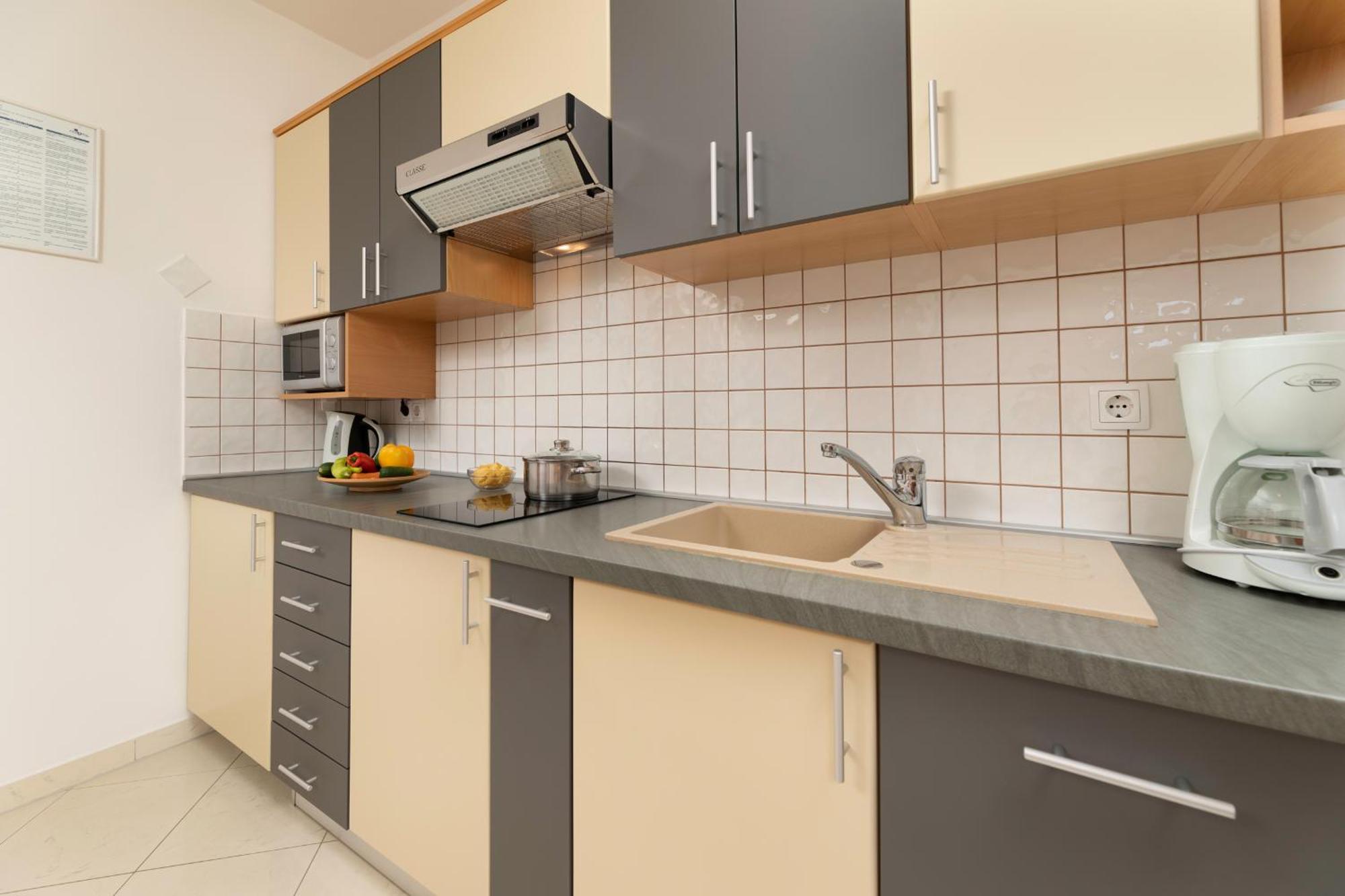 Apartments Kvarner Malinska Eksteriør billede
